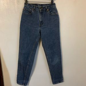 Vintage Levi’s 550 relaxed fit tapered leg 9 jr